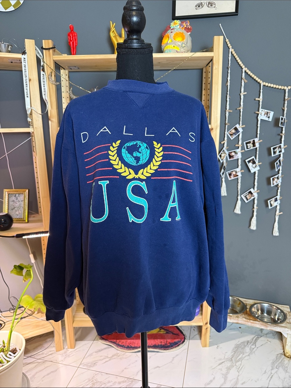 VINTAGE Dallas USA Navy Graphic Crewneck Sweatshirt